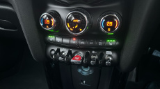 MINI Cooper 1.5 C Classic 5dr Auto Petrol Hatchback